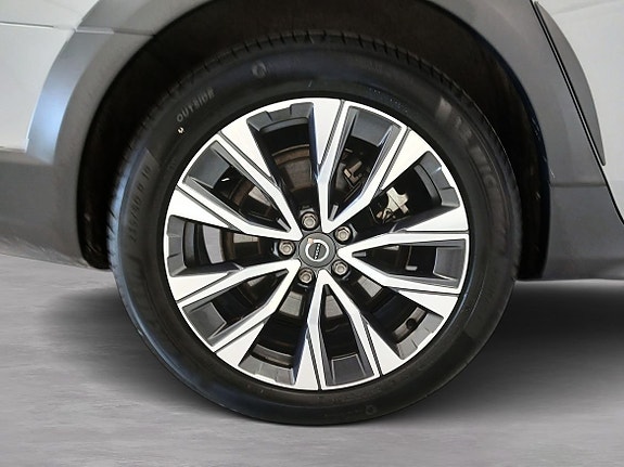 Volvo V90 Cross Country 15 of 15