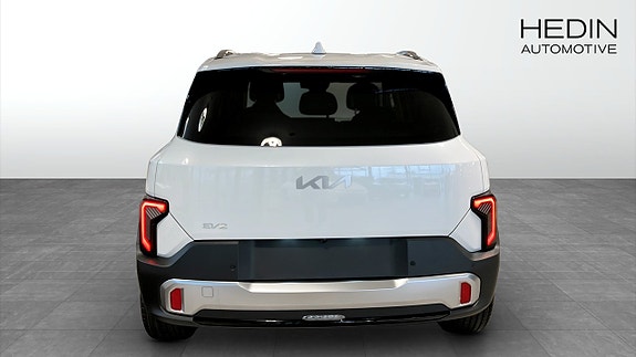 Kia EV2 7 of 12