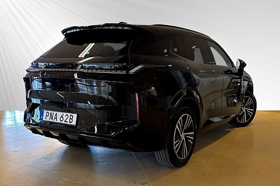 Lynk & Co 08 4 of 5