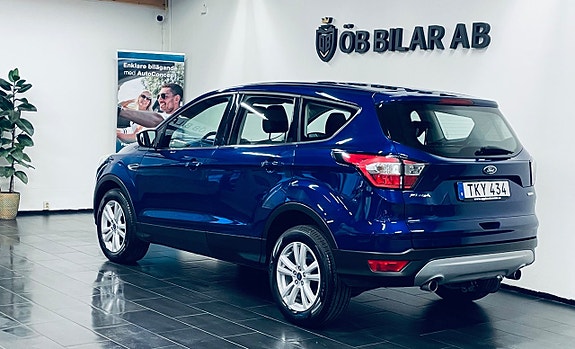 Ford Kuga 3 of 5