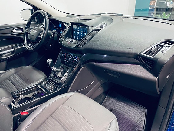 Ford Kuga 7 of 17