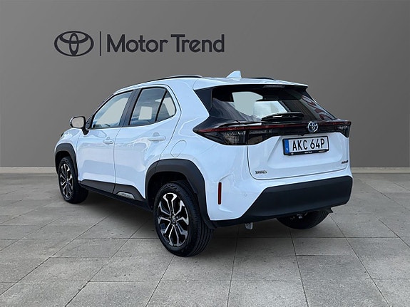 Toyota Yaris Cross 3 of 5