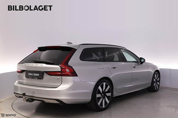 Volvo V90 3 of 5