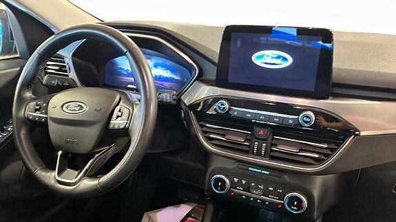 Ford Kuga 9 of 9