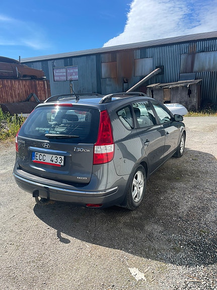 Hyundai i30 4 of 5
