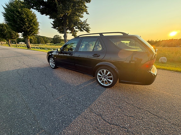 Saab 9-5 7 of 12