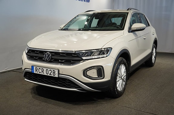 Volkswagen T-Roc 2 of 13