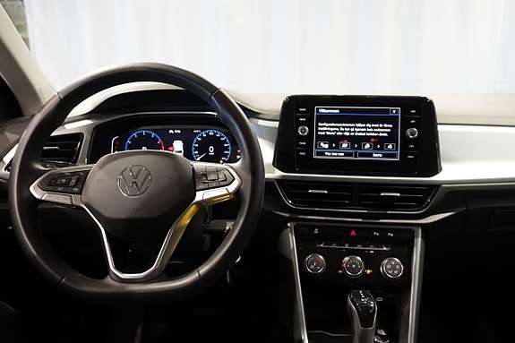 Volkswagen T-Roc 7 of 13