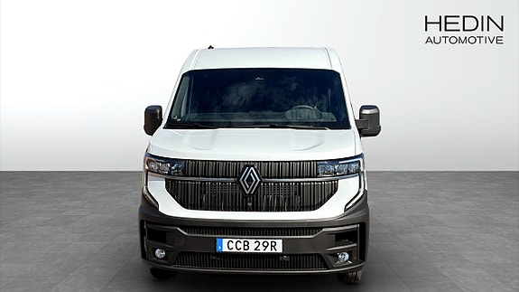 Renault Master 8 of 12