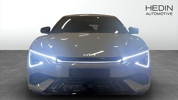 Kia EV6 9 of 12