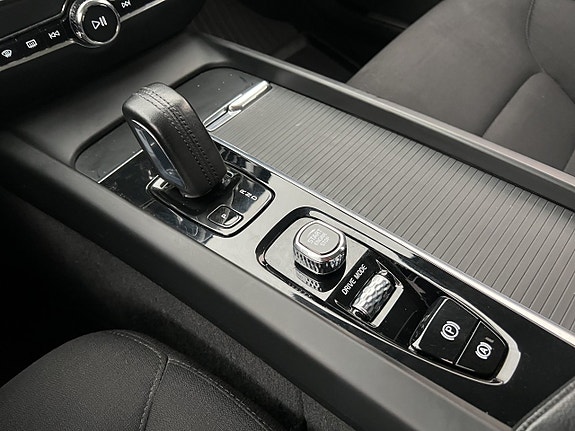 Volvo V60 23 of 30