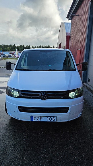 Volkswagen Transporter 2 of 5
