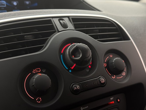 Renault Kangoo 24 of 30