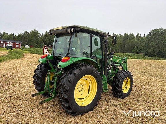 Traktor - JOHN DEERE 5820 5 of 5