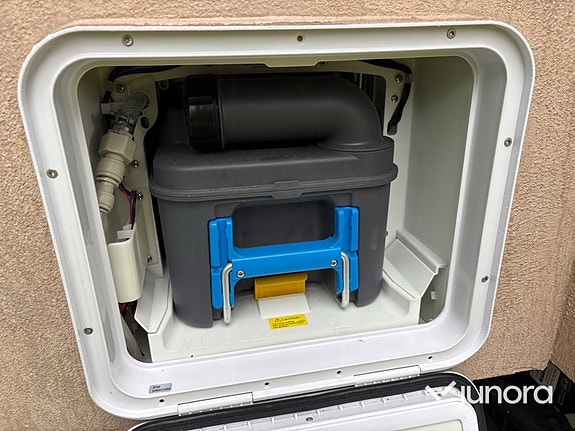 Ombyggd husbil - Volkswagen, Crafter 23 of 30