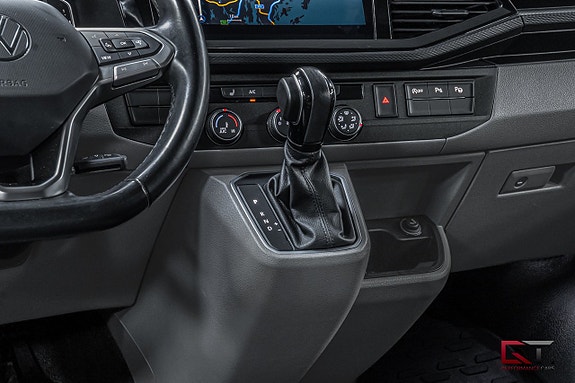 Volkswagen Transporter 15 of 19