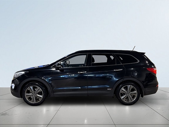 Hyundai Grand Santa Fe 4 of 25