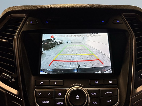 Hyundai Grand Santa Fe 15 of 25