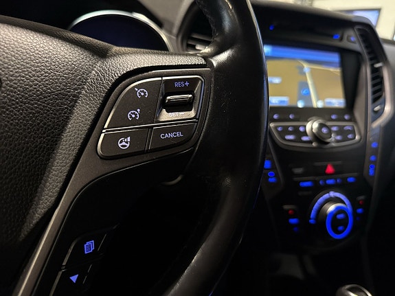 Hyundai Grand Santa Fe 20 of 25