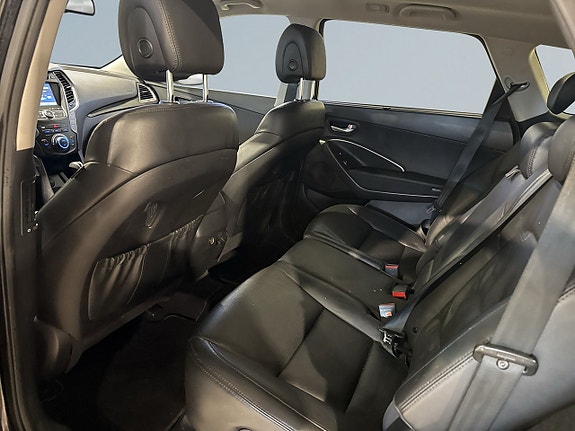Hyundai Grand Santa Fe 13 of 25