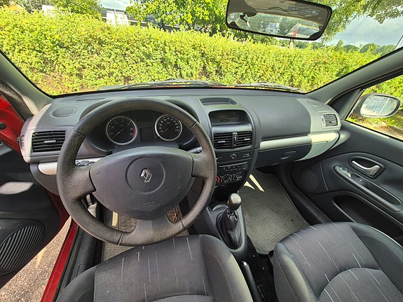 Renault Clio 4 of 5