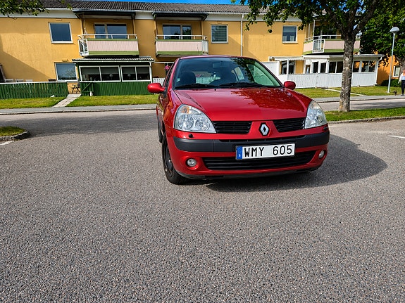 Renault Clio 3 of 5