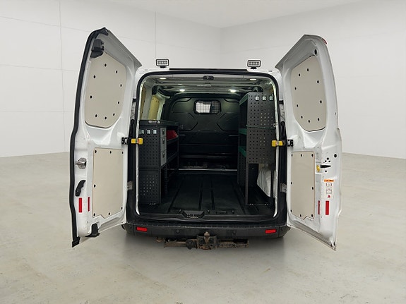 Ford Transit Custom 13 of 27