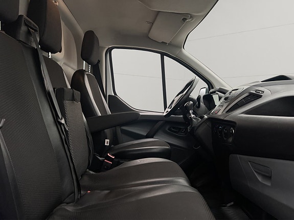 Ford Transit Custom 22 of 27