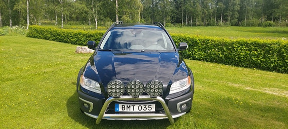 Volvo XC70 3 of 3