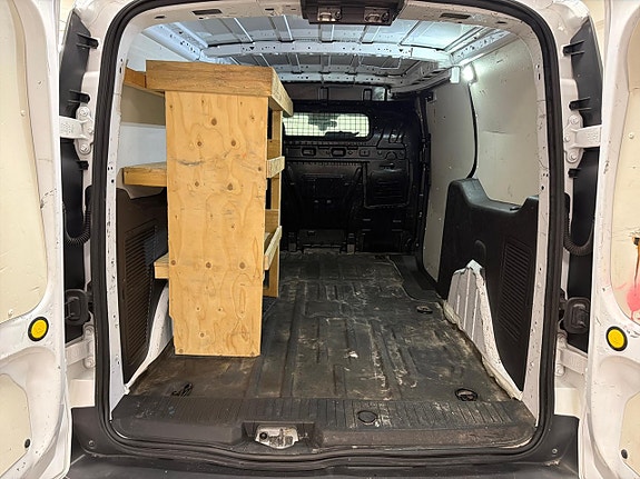Ford Transit 24 of 25