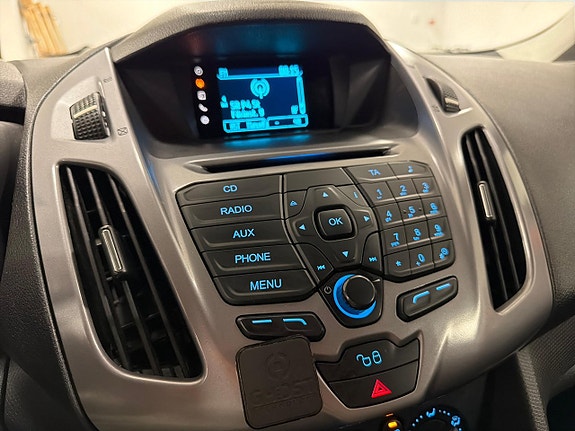 Ford Transit 12 of 25