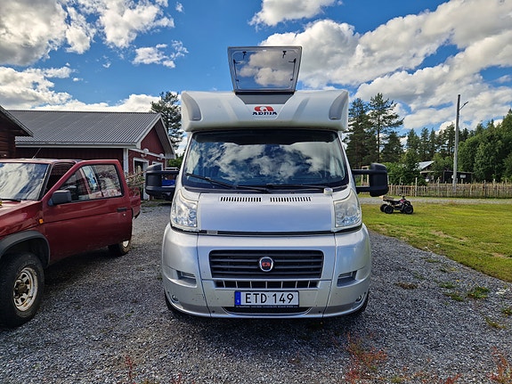 Adria Matrix Axess M 680 SP, 148hk, 2012 4 of 21