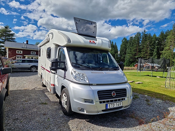 Adria Matrix Axess M 680 SP, 148hk, 2012 5 of 21