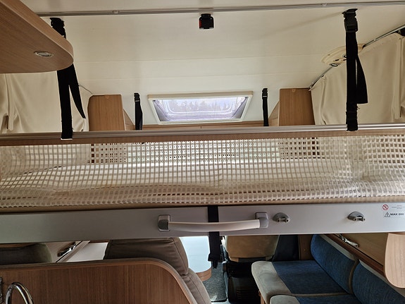 Adria Matrix Axess M 680 SP, 148hk, 2012 17 of 21