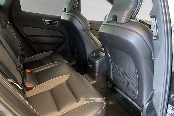 Volvo XC60 11 of 29