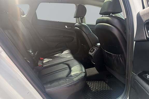 Kia Optima 15 of 19