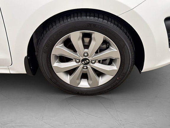 Kia Rio 29 of 29