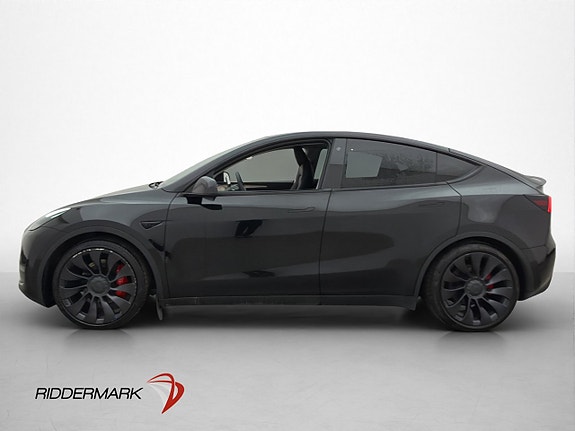 Tesla Model Y 5 of 5