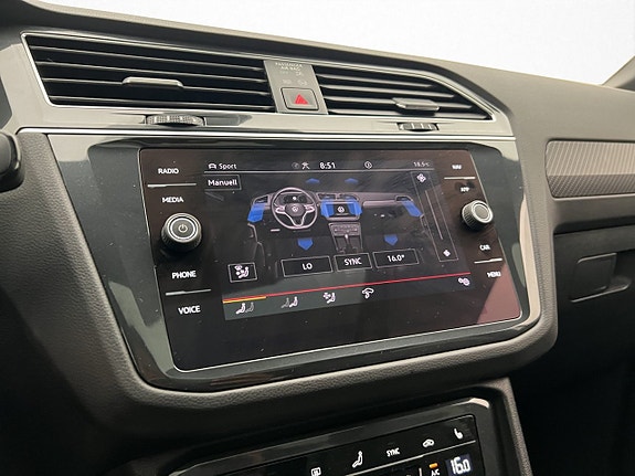 Volkswagen Tiguan 24 of 30