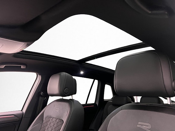 Volkswagen Tiguan 13 of 30