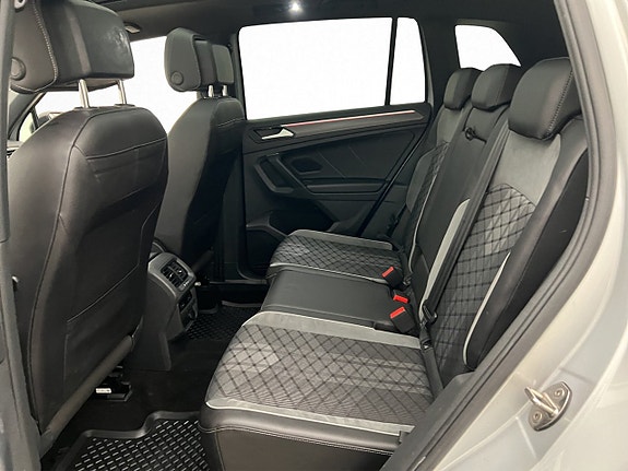 Volkswagen Tiguan 29 of 30