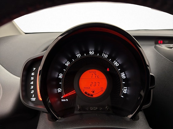 Toyota Aygo 15 of 28