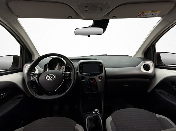 Toyota Aygo 12 of 28
