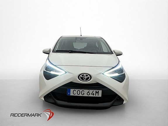 Toyota Aygo 2 of 5