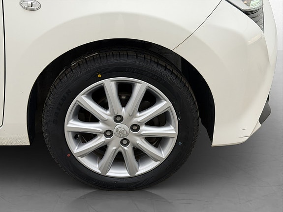 Toyota Aygo 28 of 28