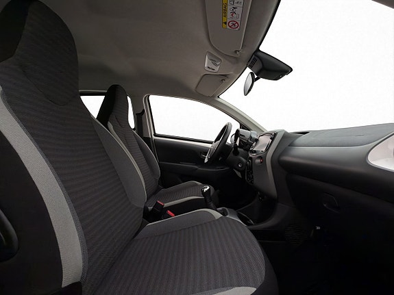 Toyota Aygo 21 of 28