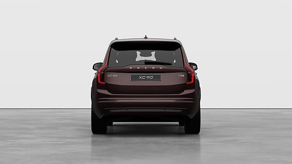 Volvo XC90 3 of 5