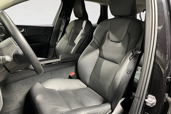 Volvo XC60 3 of 20