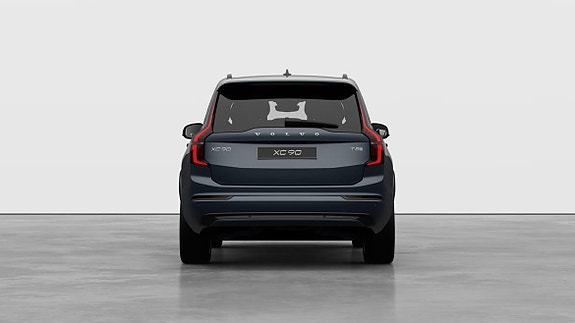 Volvo XC90 3 of 5