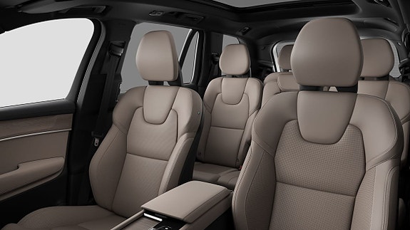 Volvo XC90 22 of 30